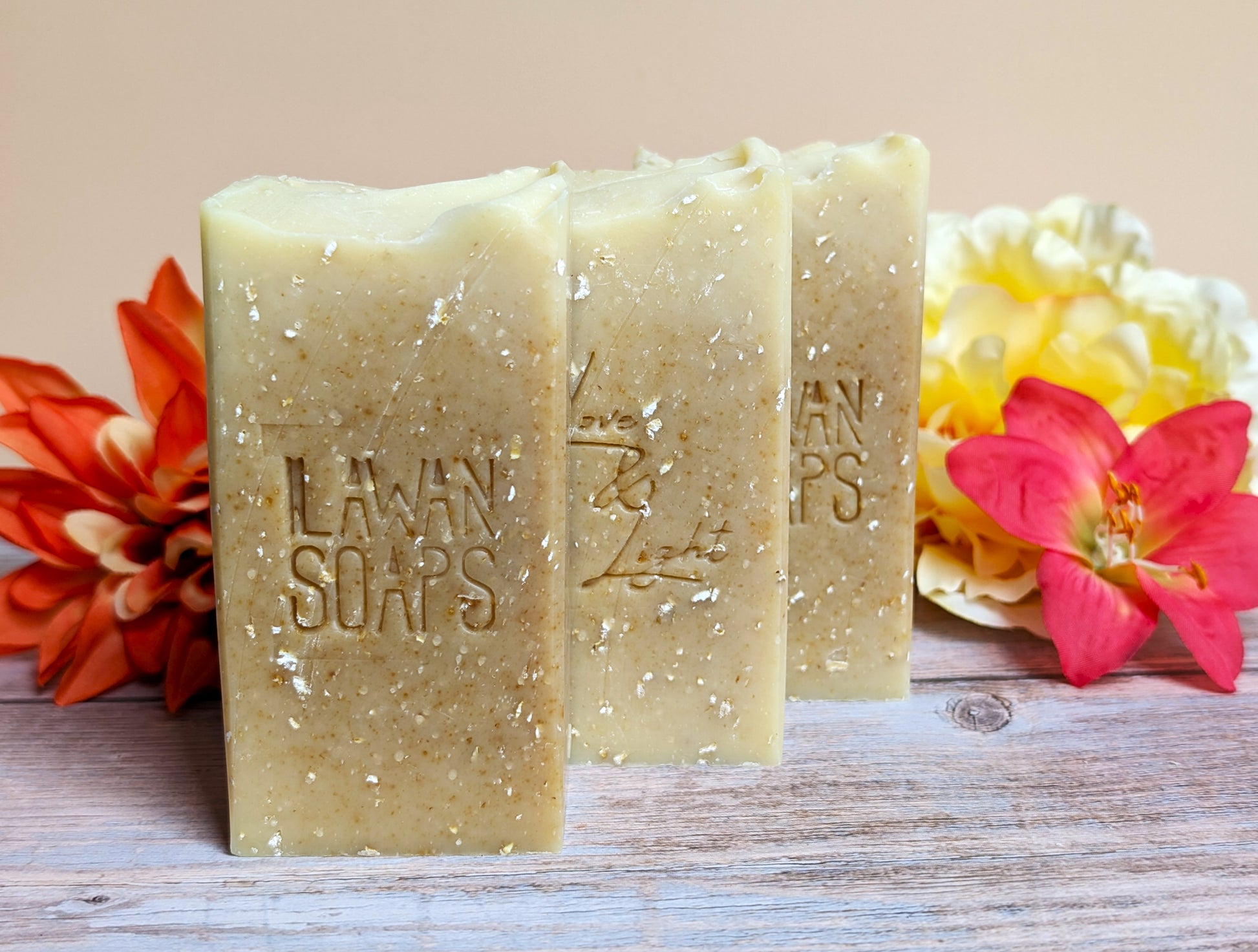 ilawan soaps golden embrace natural bar soap oatmeal, cream & honey